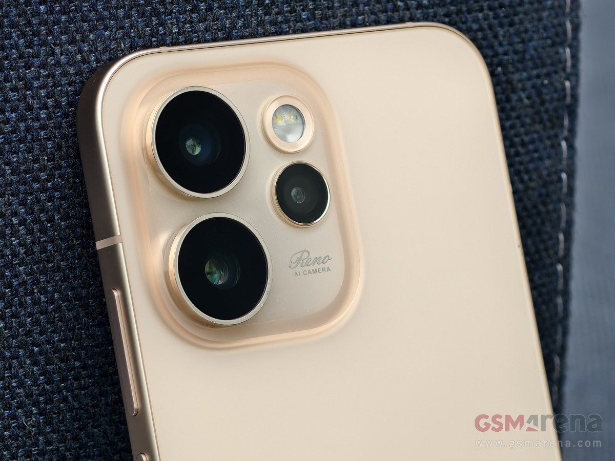 Обзор Oppo Reno15 Pro и Reno15 Pro Max: сравнение и цены в России картинка Смартфон Oppo Reno15 Pro выносливый | DGL.RU