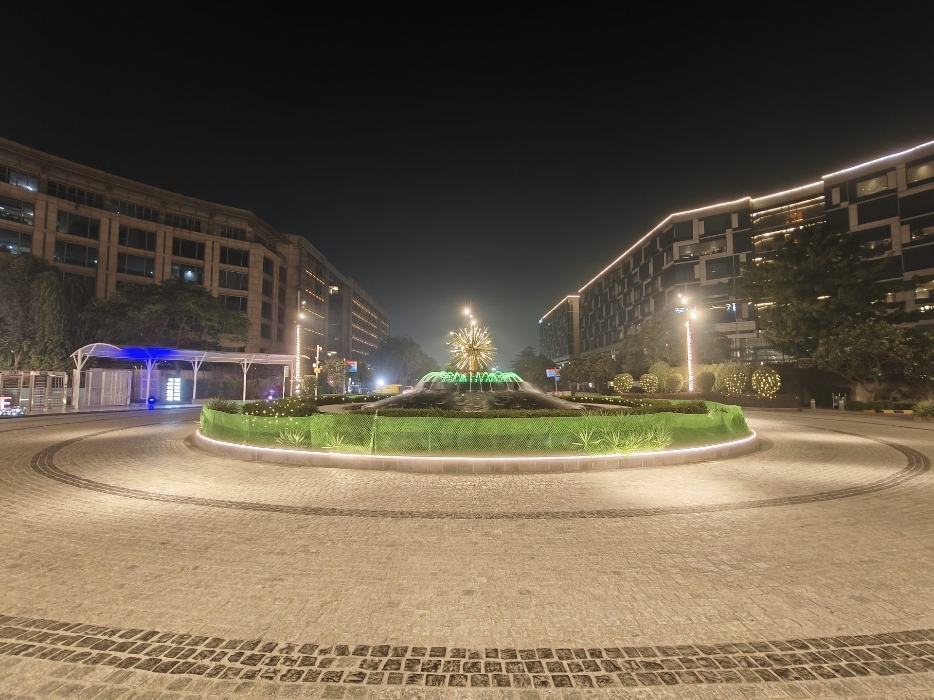 Обзор Oppo Reno15 Pro и Reno15 Pro Max: сравнение и цены в России картинка Смартфон Oppo Reno15 Pro выносливый | DGL.RU