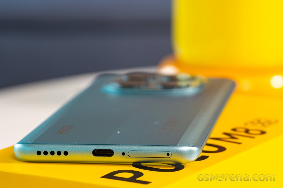 Обзор Poco M8 5G: максимум за свои деньги картинка Смартфон Poco M8 — ставка на экран и баланс | DGL.RU