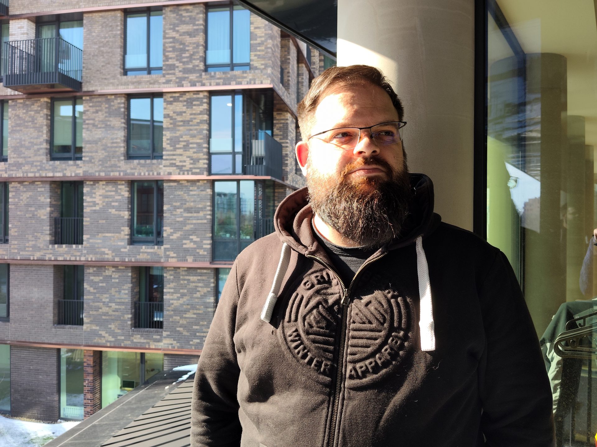 Обзор Poco M8 5G: максимум за свои деньги картинка Смартфон Poco M8 — ставка на экран и баланс | DGL.RU