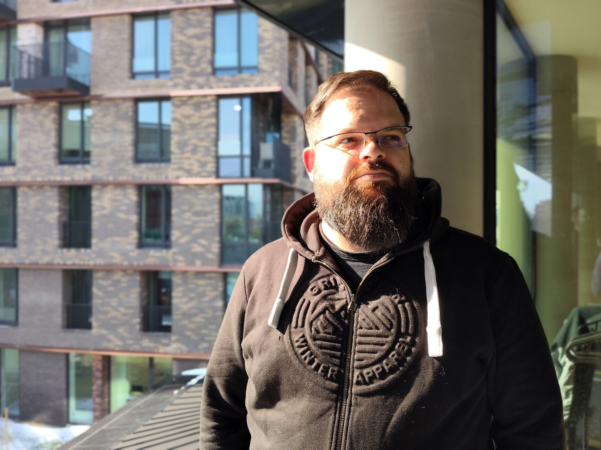 Обзор Poco M8 5G: максимум за свои деньги картинка Смартфон Poco M8 — ставка на экран и баланс | DGL.RU