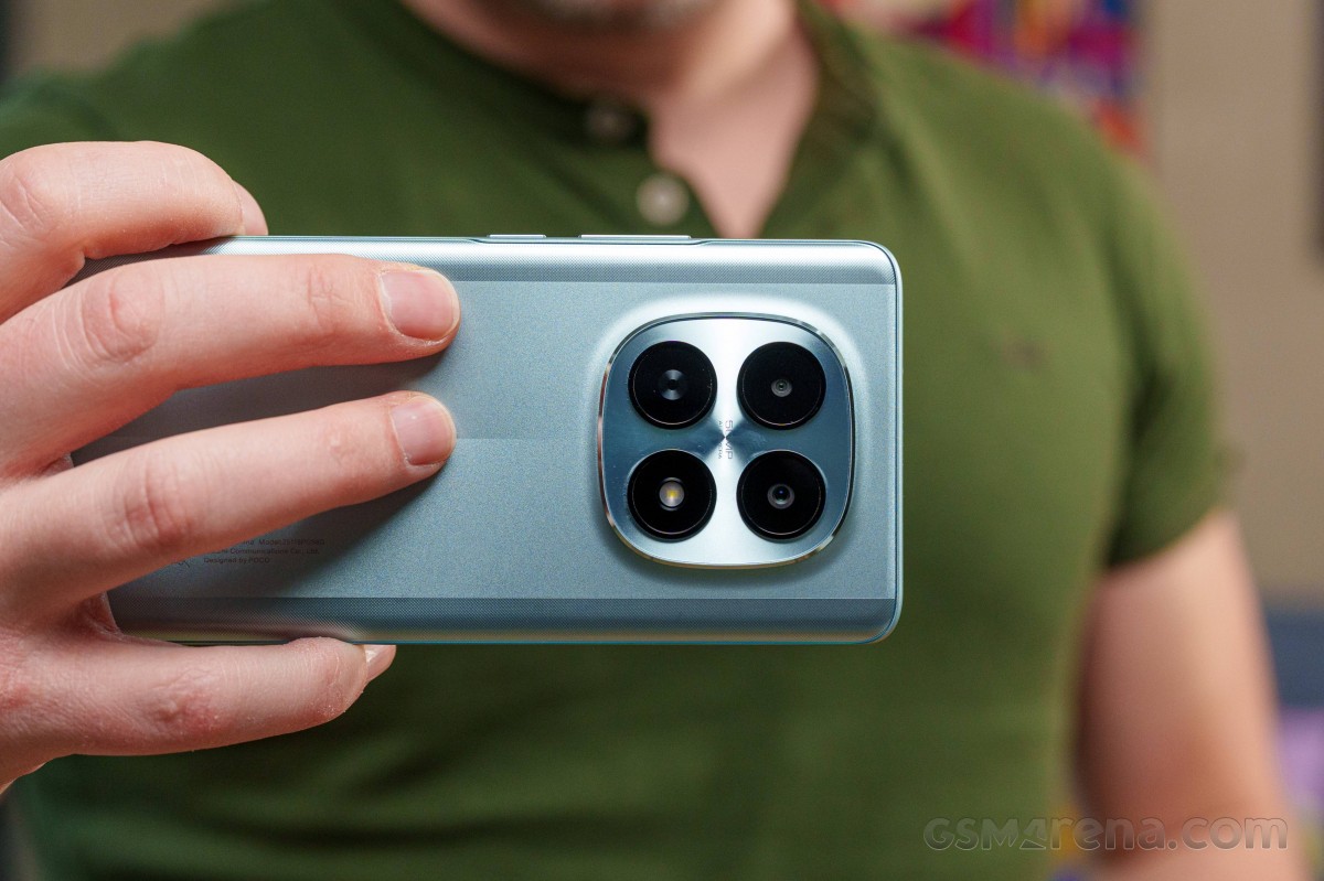 Обзор Poco M8 5G: максимум за свои деньги картинка Смартфон Poco M8 — ставка на экран и баланс | DGL.RU