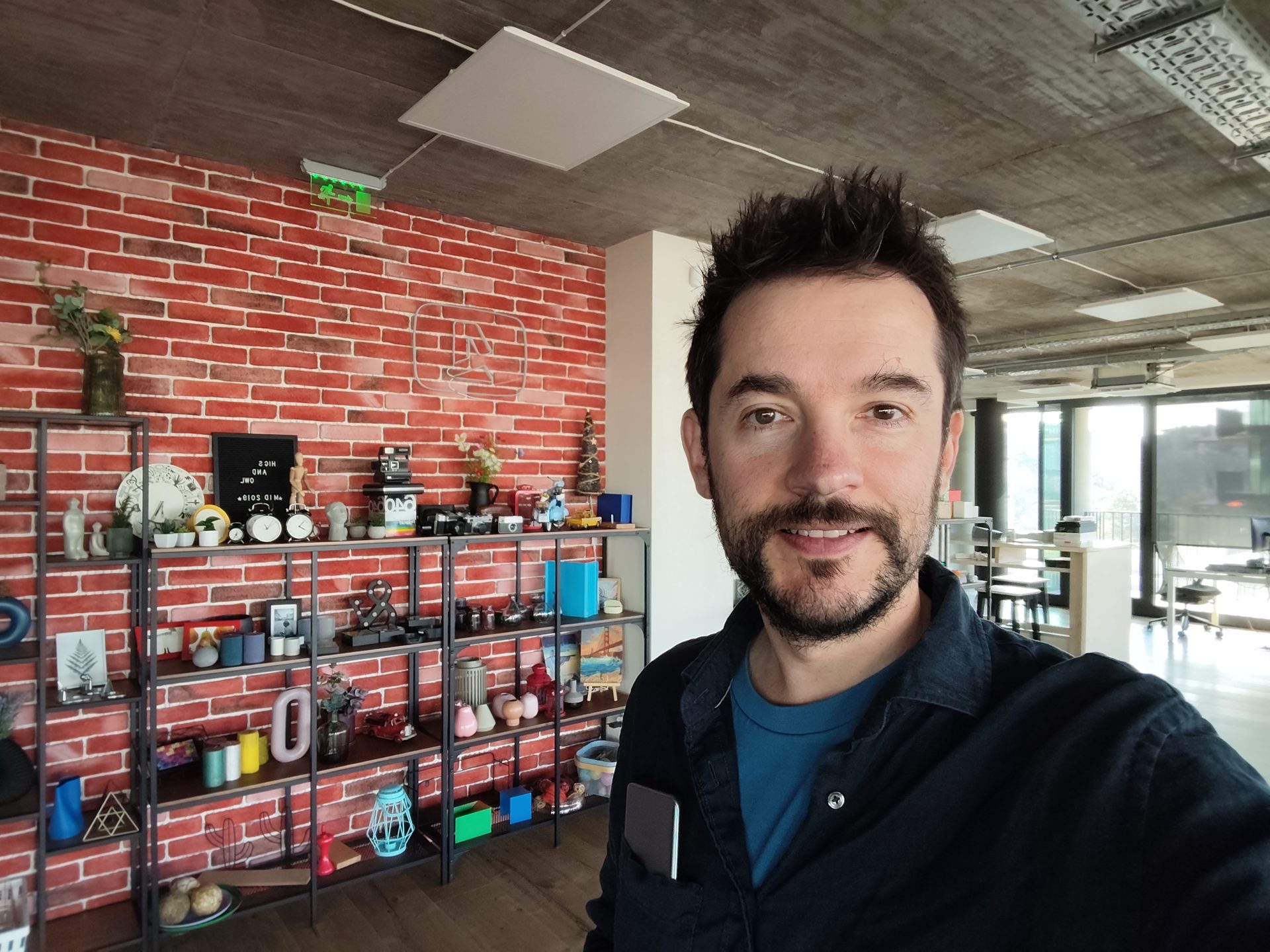 Обзор Poco M8 5G: максимум за свои деньги картинка Смартфон Poco M8 — ставка на экран и баланс | DGL.RU