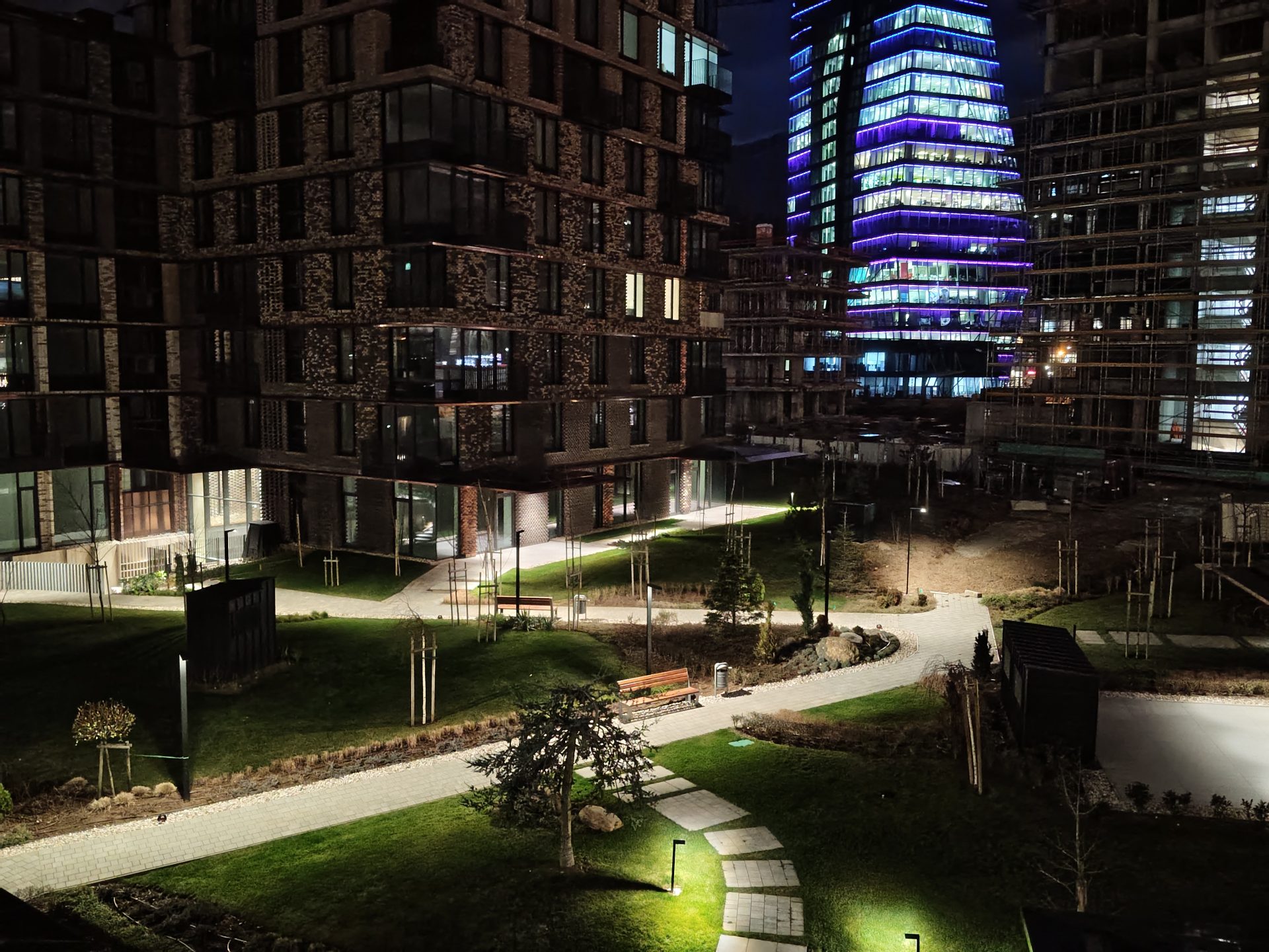 Обзор Poco M8 5G: максимум за свои деньги картинка Смартфон Poco M8 — ставка на экран и баланс | DGL.RU