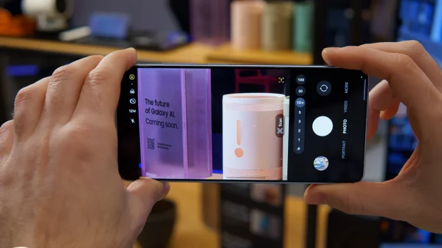 Смартфон Samsung Galaxy S26 Ultra как компания утерла нос скептикам одной видеотрансляцией (1) Смартфон Galaxy S26 Ultra снял весь ивент | DGL.RU