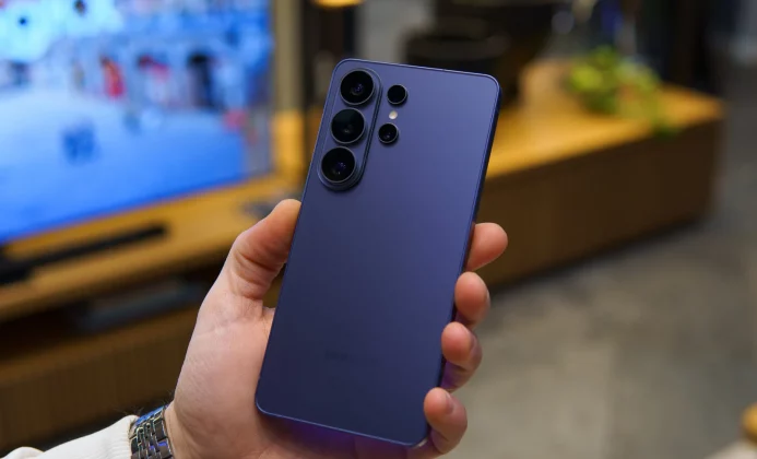 Смартфон Galaxy S26 Ultra с Privacy Display | DGL.RU