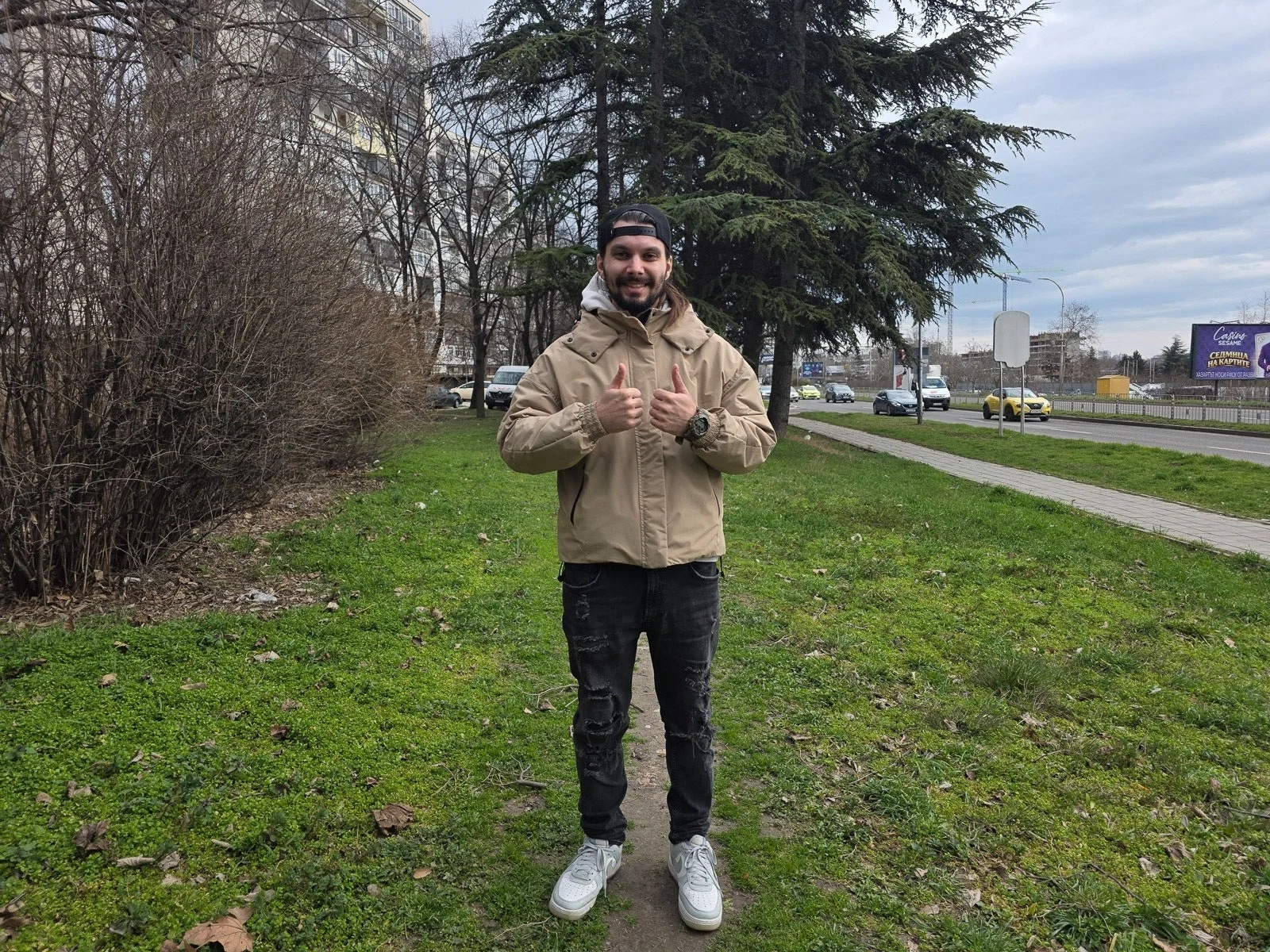 Смартфон Samsung Galaxy S26 Ultra против S25 Ultra: сравнение камер и цены в России картинка Смартфон Galaxy S26 Ultra и S25 Ultra: сравнение | DGL.RU