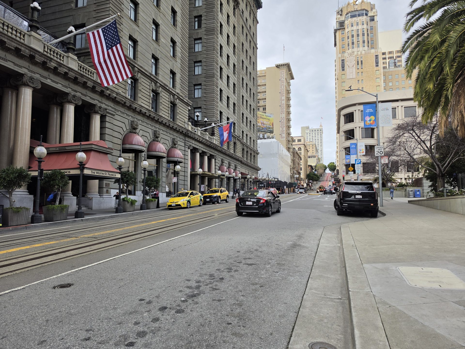 Обзор Samsung Galaxy S26 Ultra, S26 Plus и S26: сравнение и цены в России картинка Смартфон Samsung Galaxy S26 Ultra: ставка на ИИ | DGL.RU