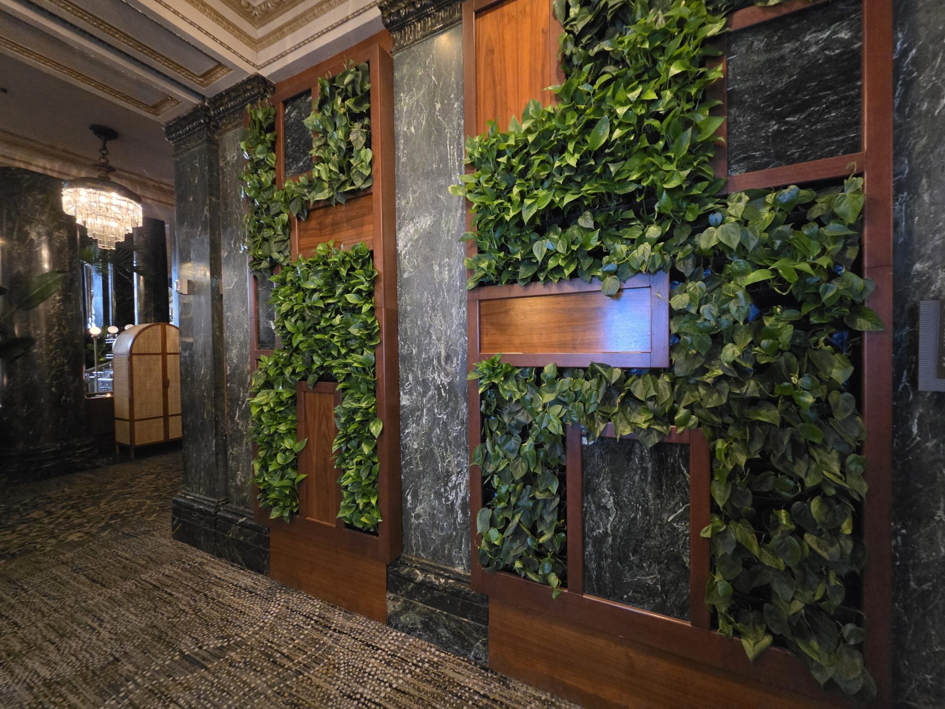 Обзор Samsung Galaxy S26 Ultra, S26 Plus и S26: сравнение и цены в России картинка Смартфон Samsung Galaxy S26 Ultra: ставка на ИИ | DGL.RU