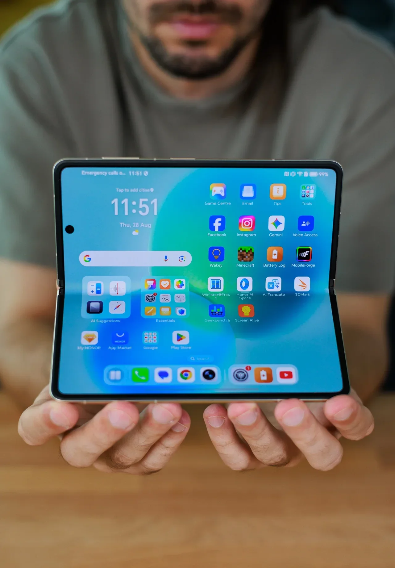 Смартфон Honor Magic V6 обошёл Galaxy Z Fold 8 | DGL.RU