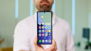 Смартфоны-раскладушки никому не нужны: почему формат «книжка» убивает компактные модели