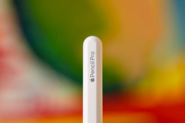 Смарт-стилус с жестами Apple Pencil Pro | DGL.RU