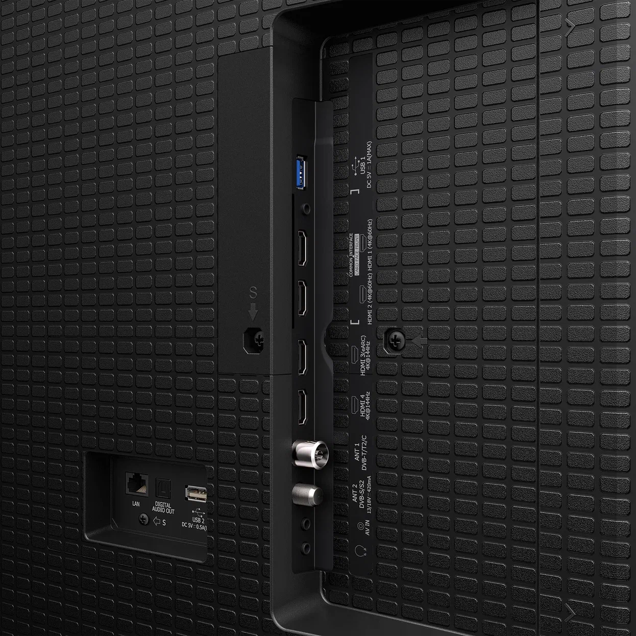 Обзор ТВ Hisense 100E7Q PRO - тотальное погружение в кино и спорт уже в России картинка Телевизор Hisense 100E7Q PRO для игр и спорта | DGL.RU