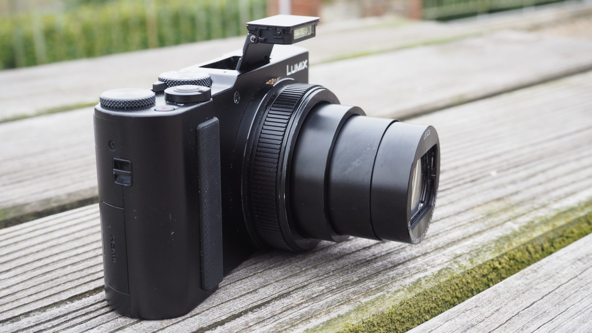 Обзор Panasonic Lumix ZS200 — компактная камера для путешествий картинка Panasonic Lumix ZS200