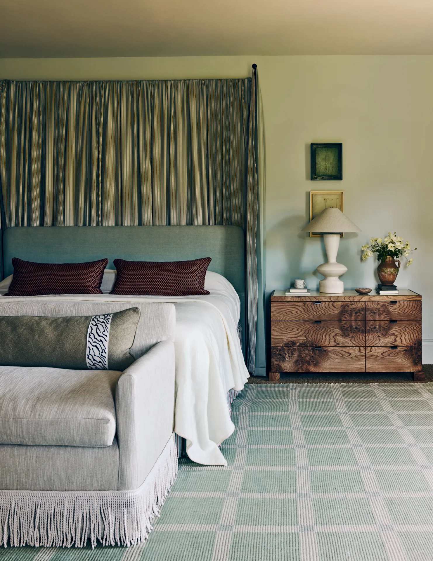 10 идей цветовых решений для спальни: актуальные тренды 2026 года