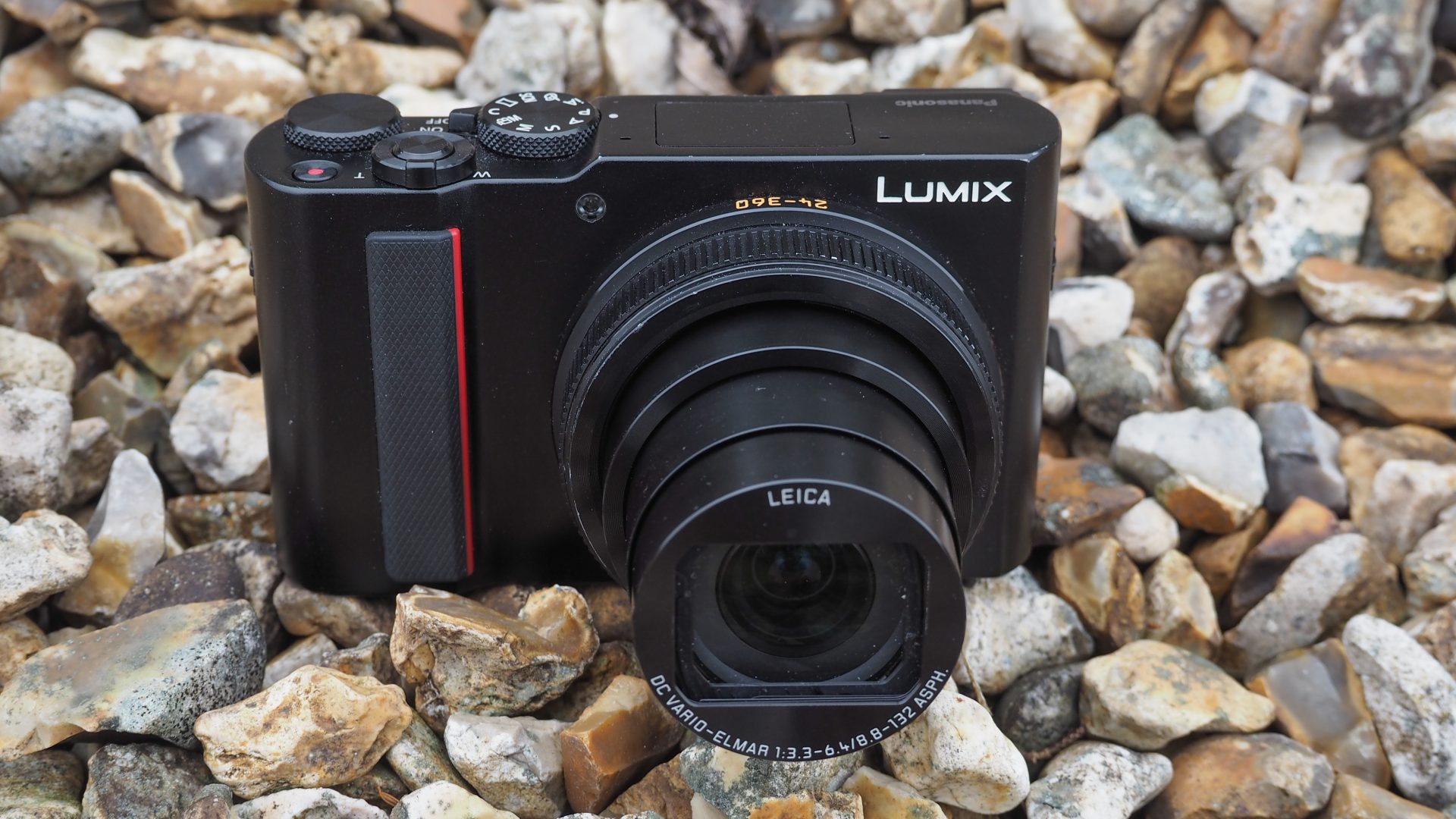 Обзор Panasonic Lumix ZS200 — компактная камера для путешествий картинка Panasonic Lumix ZS200