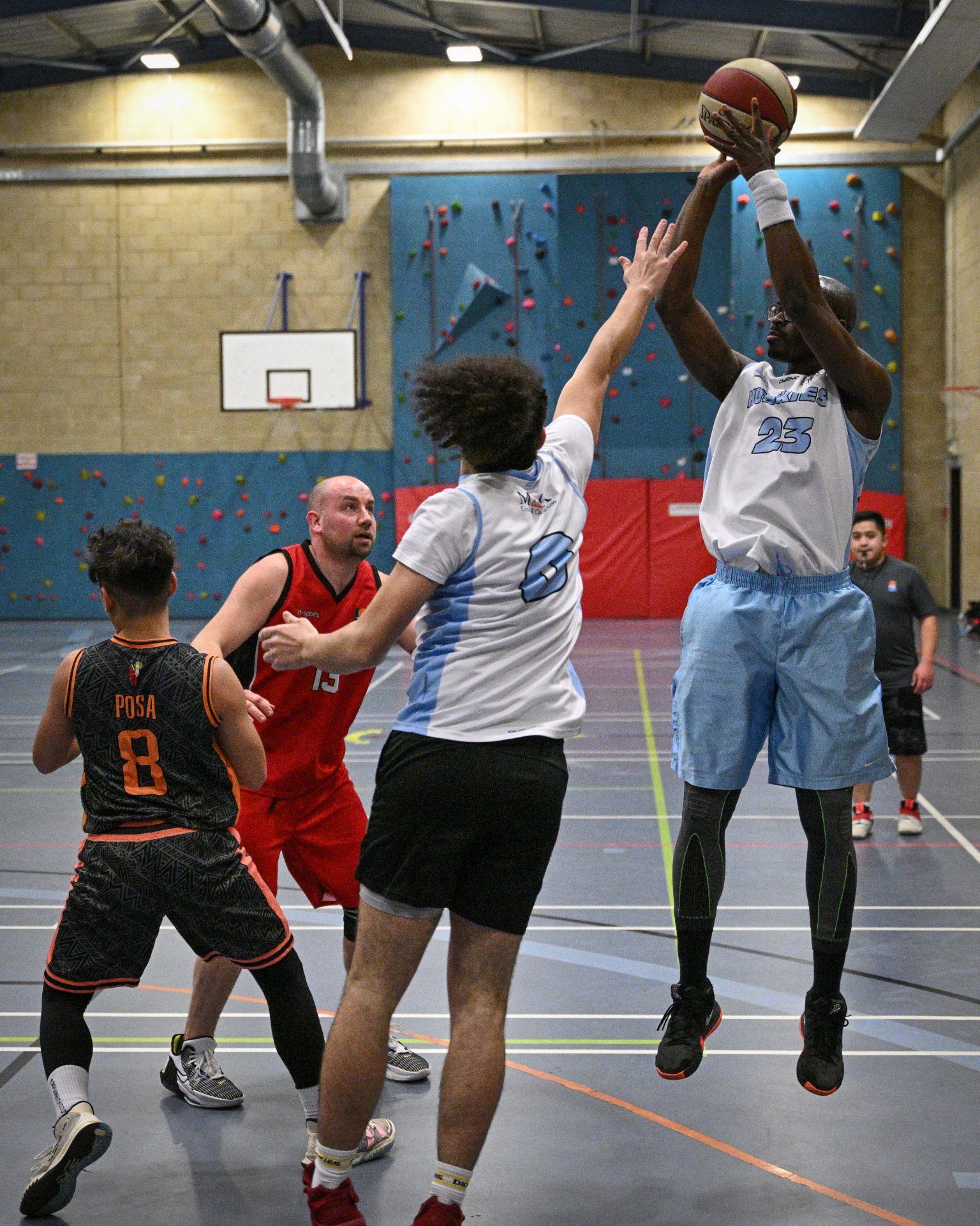 Обзор Nikon Z9 — лучшая гибридная фотокамера для профи картинка Nikon Z9