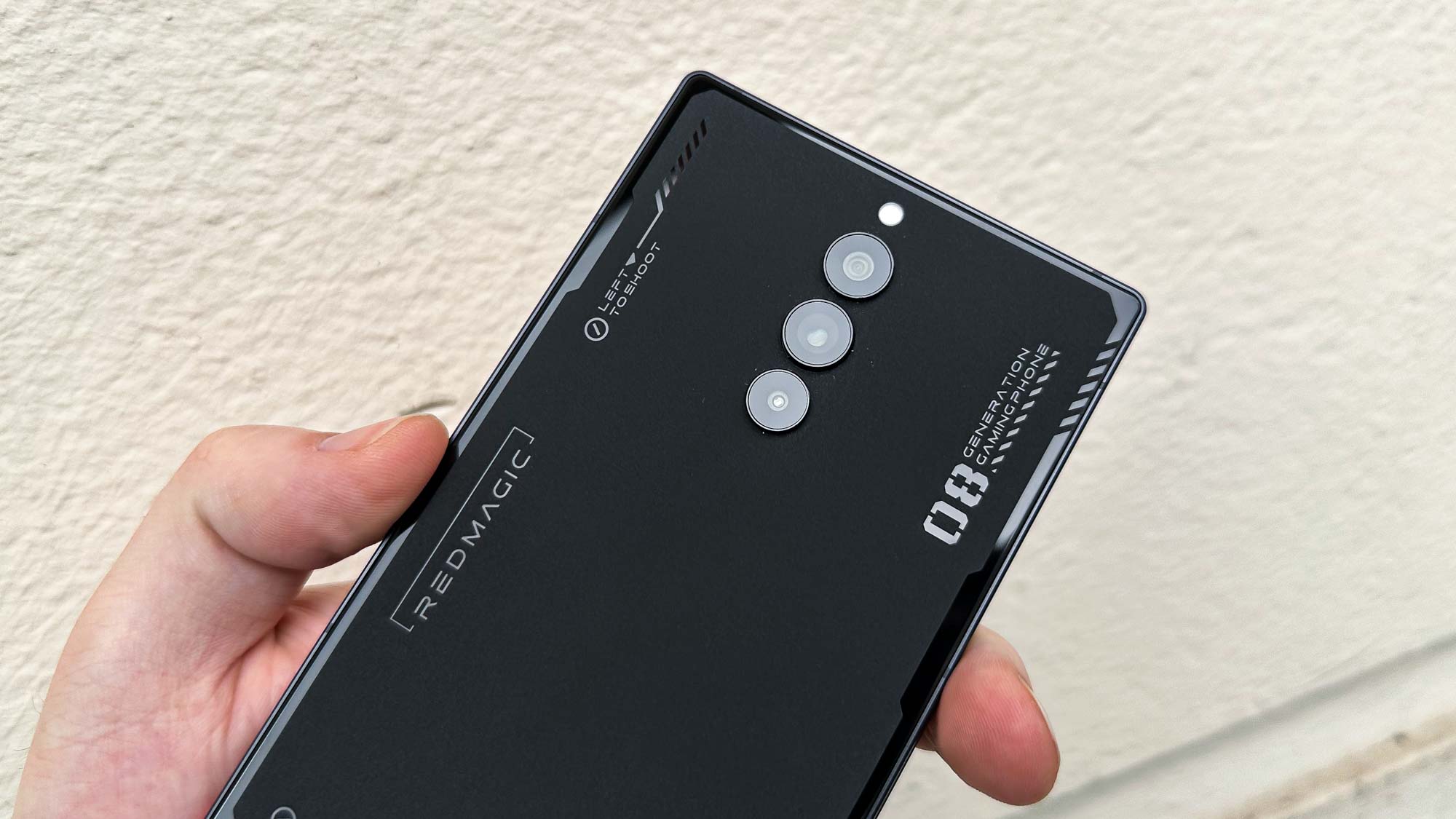 Обзор RedMagic 8 Pro — быстрый игровой смартфон картинка RedMagic 8 Pro