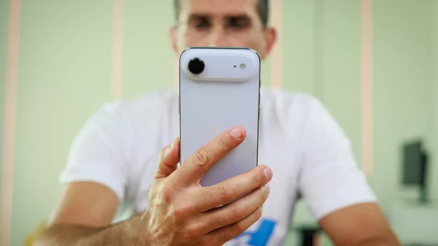 В iOS 26.4 исправят главный баг клавиатуры | DGL.RU