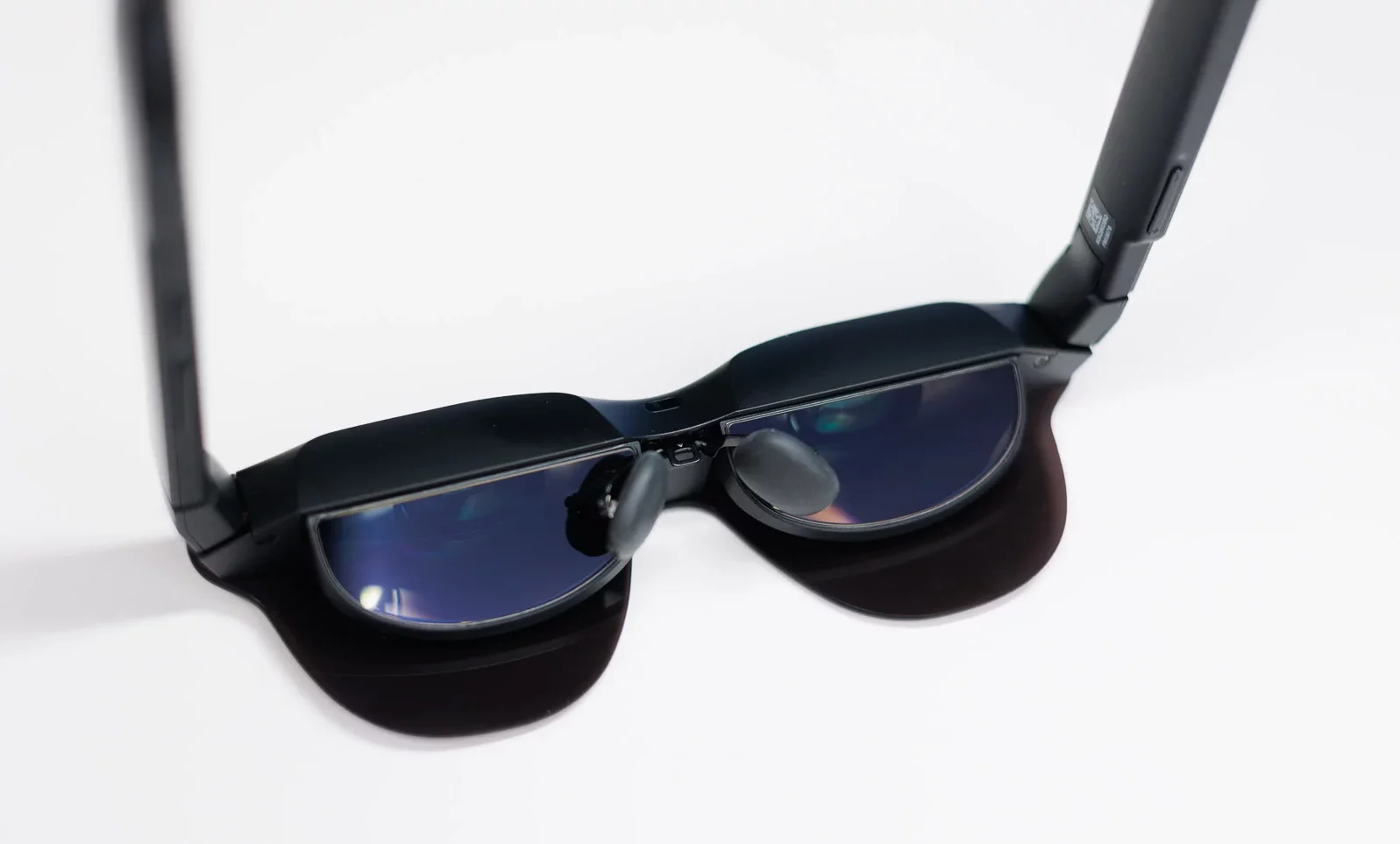 Обзор RayNeo Air 4 Pro: потрясающие AR-очки картинка AR-очки RayNeo Air 4 Pro — честный тест экрана | DGL.RU