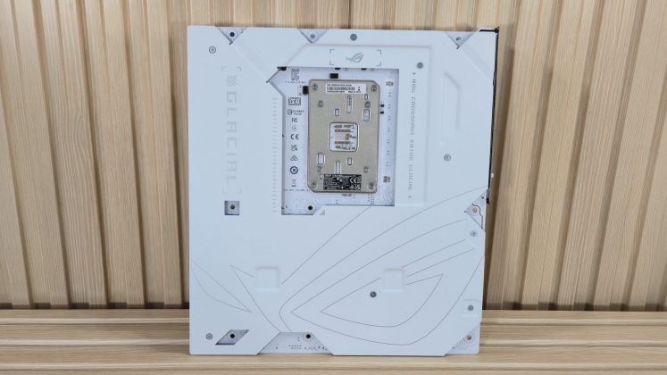 Asus ROG Crosshair X870E Glacial &mdash; плата с LCD | DGL.RU