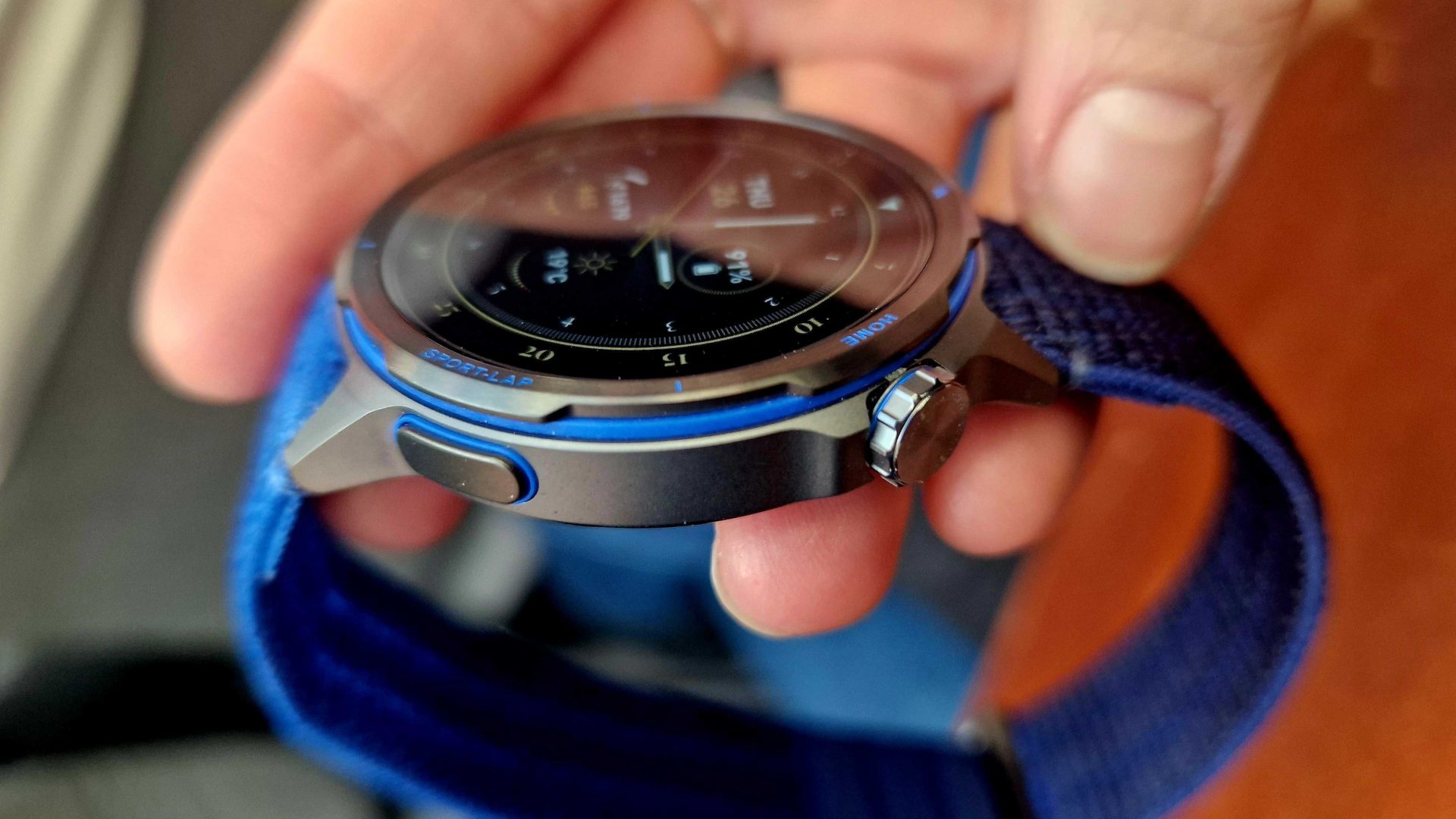 Обзор Huawei Watch GT Runner 2: возвращение любимой модели и цены в России картинка Часы Huawei Watch GT Runner 2: беговой хит 2026 | DGL.RU