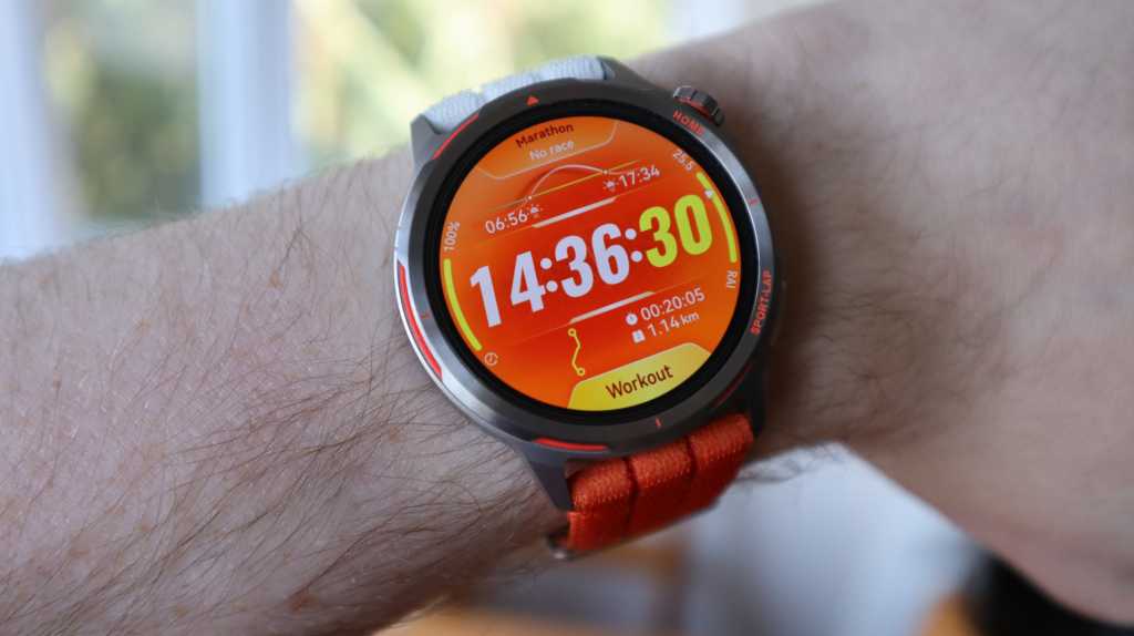 Обзор Huawei Watch GT Runner 2: возвращение любимой модели и цены в России