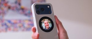 Чехол с экраном для iPhone 17 Pro: превращаем смартфон в крутую экшен-камеру