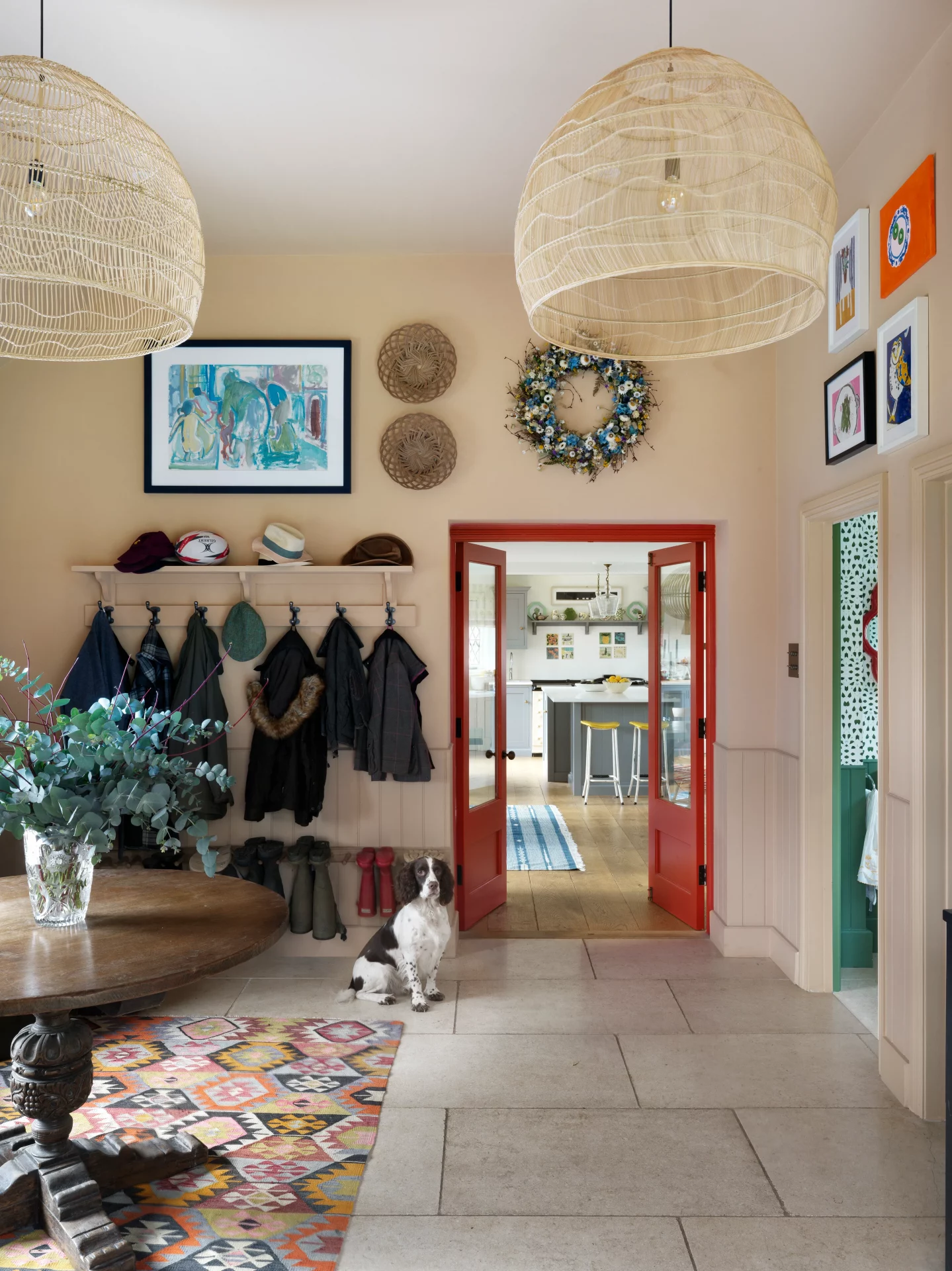 Дизайн прихожей: лучшие идеи для «грязной» зоны и советы по хранению вещей картинка Дизайн прихожей: советы по хранению вещей | DGL.RU