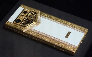 Dreame представила премиальные смартфоны за 1,2 млн рублей и тизернула модуль с дюймовой матрицей