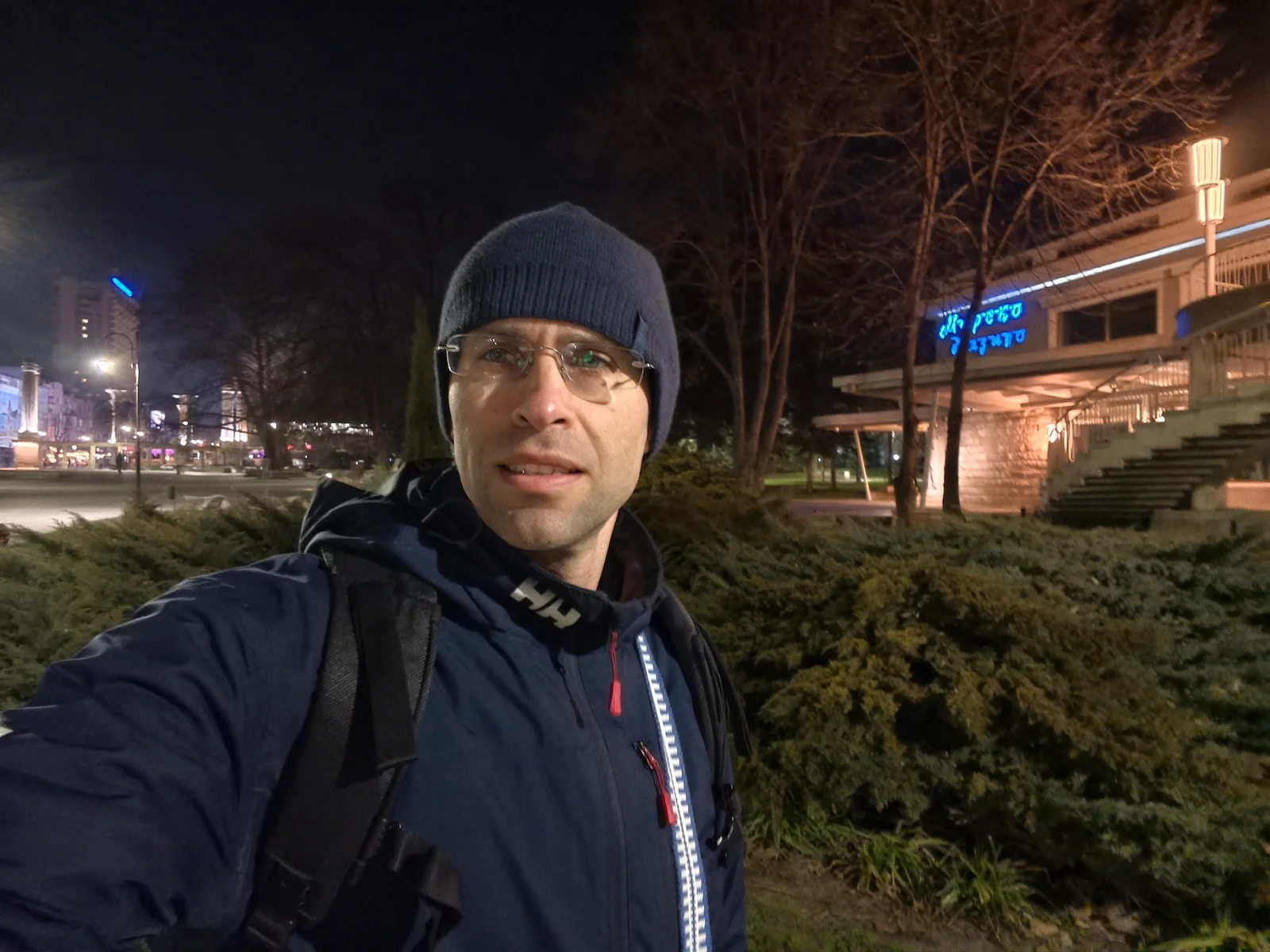 Камерная битва китайцев и корейцев: Vivo X300 Pro против Galaxy S26 Ultra в российских реалиях картинка Vivo X300 Pro и Galaxy S26 Ultra: битва камер | DGL.RU