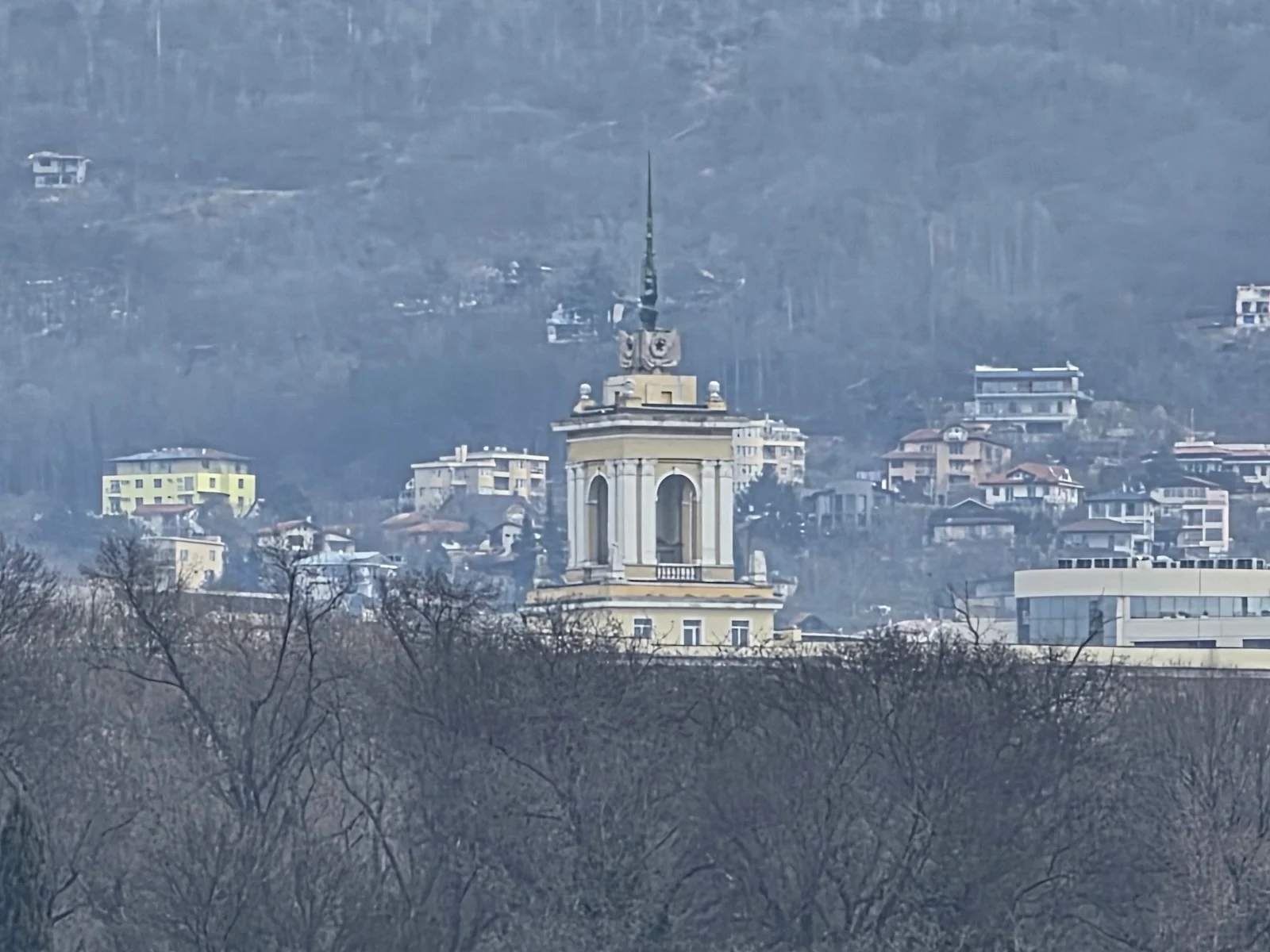 Камерная битва китайцев и корейцев: Vivo X300 Pro против Galaxy S26 Ultra в российских реалиях картинка Vivo X300 Pro и Galaxy S26 Ultra: битва камер | DGL.RU