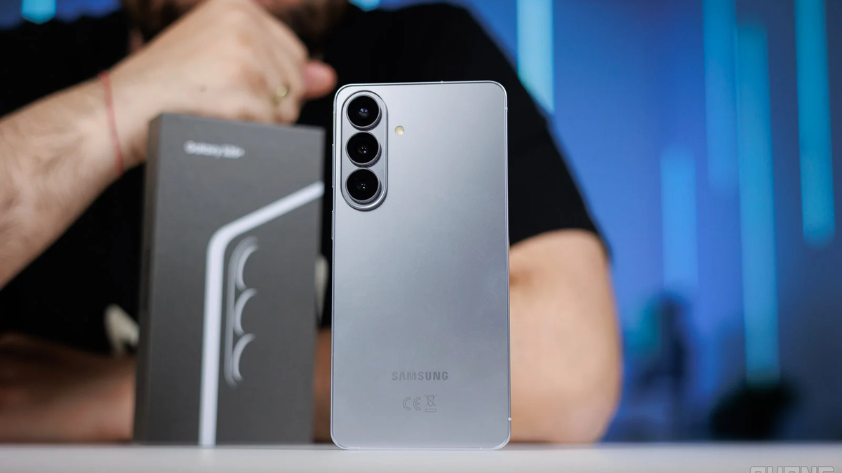 Galaxy S26 и S26 Plus: урезанные фишки базовых моделей ради продаж Ultra