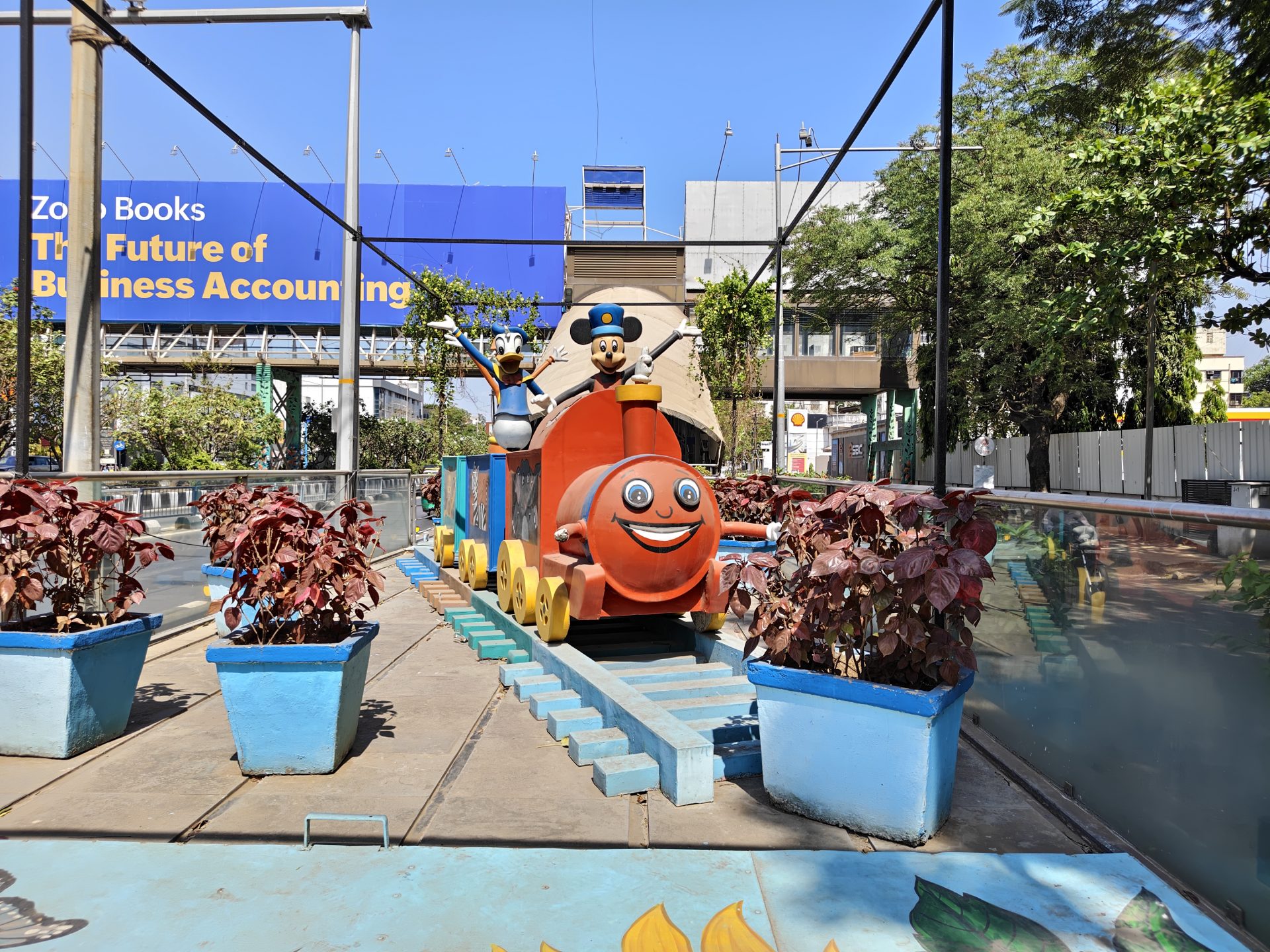 Обзор смартфона iQOO 15R: король автономности официально в России картинка Обзор смартфона iQOO 15R: король автономности официально в России фото