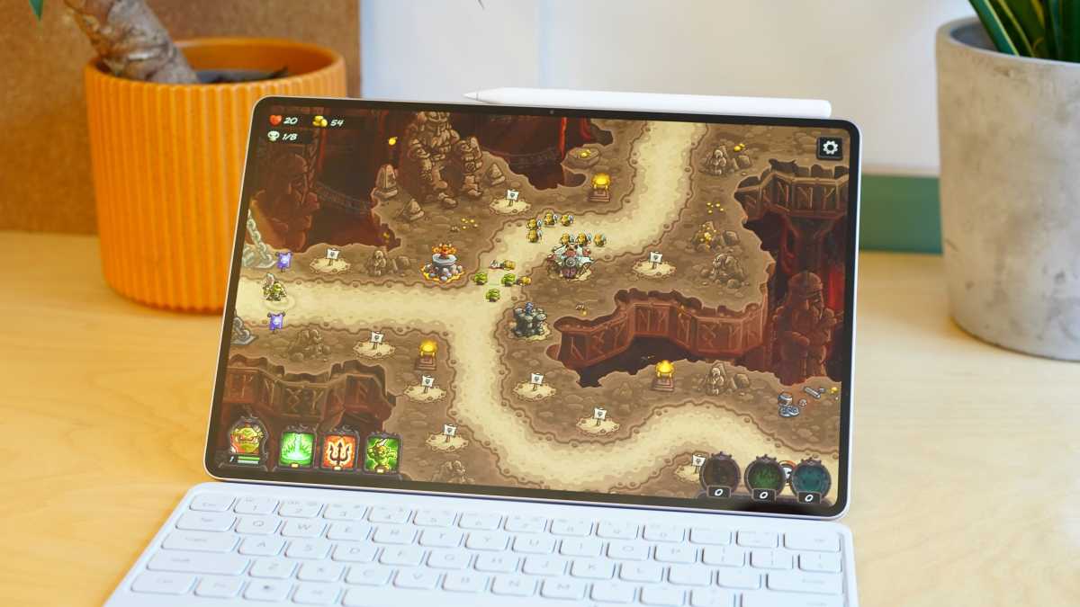 Обзор Honor MagicPad 4 и MagicBook Pro 14 (2026) - автономия на весь день и цены в России картинка Honor MagicPad 4 может