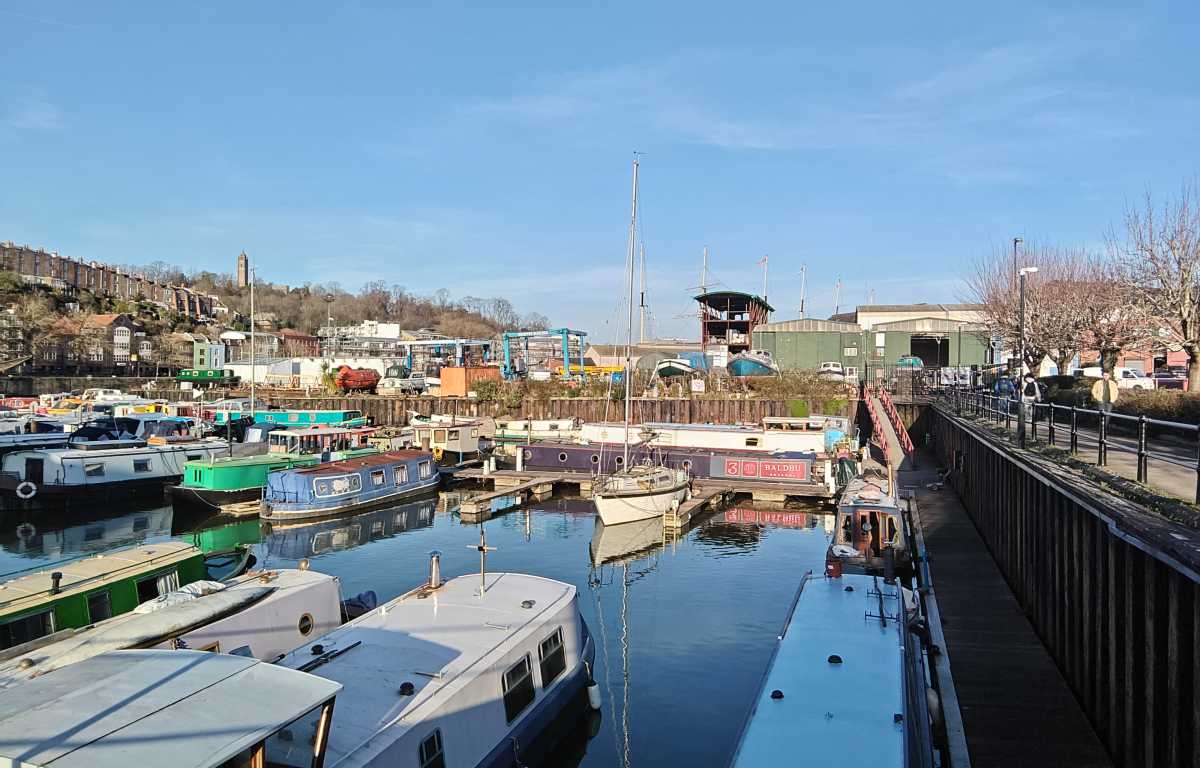 Обзор Honor MagicPad 4 и MagicBook Pro 14 (2026) - автономия на весь день и цены в России картинка Honor MagicPad 4 может