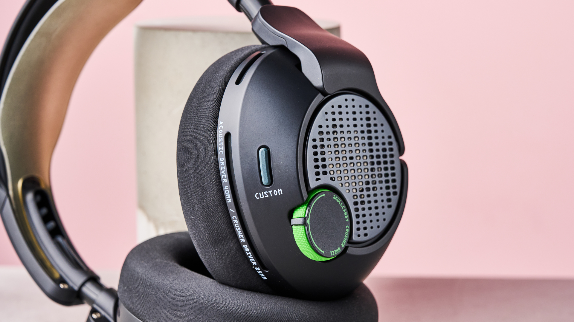 Обзор Skullcandy Crusher PLYR 720 — находка для ценителей баса картинка Игровые наушники Skullcandy Crusher PLYR 720 | DGL.RU