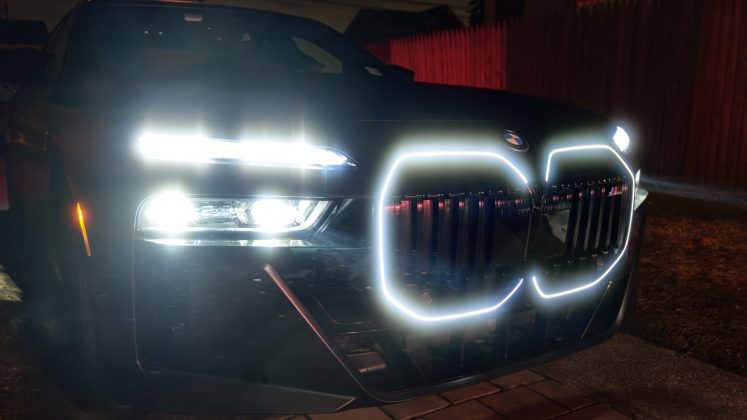 Электромобиль BMW i7 M70: футуризм и роскошь | DGL.RU