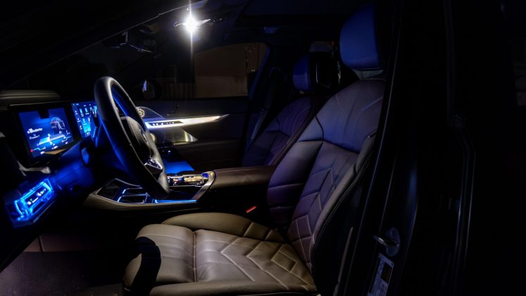 Электромобиль BMW i7 M70: футуризм и роскошь | DGL.RU