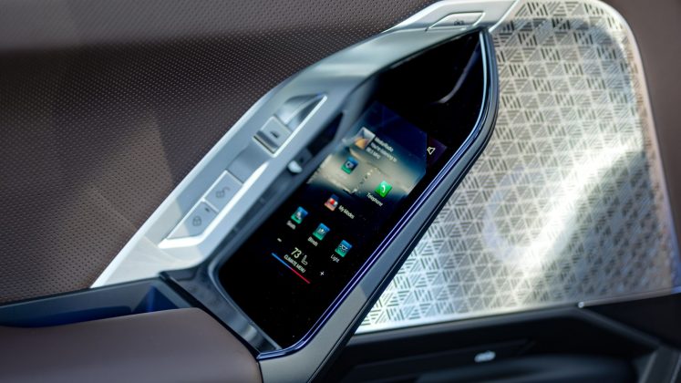 Электромобиль BMW i7 M70: футуризм и роскошь | DGL.RU