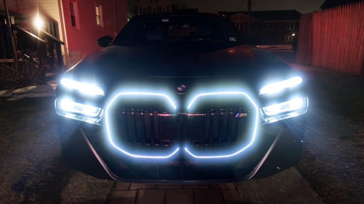 Электромобиль BMW i7 M70: футуризм и роскошь | DGL.RU