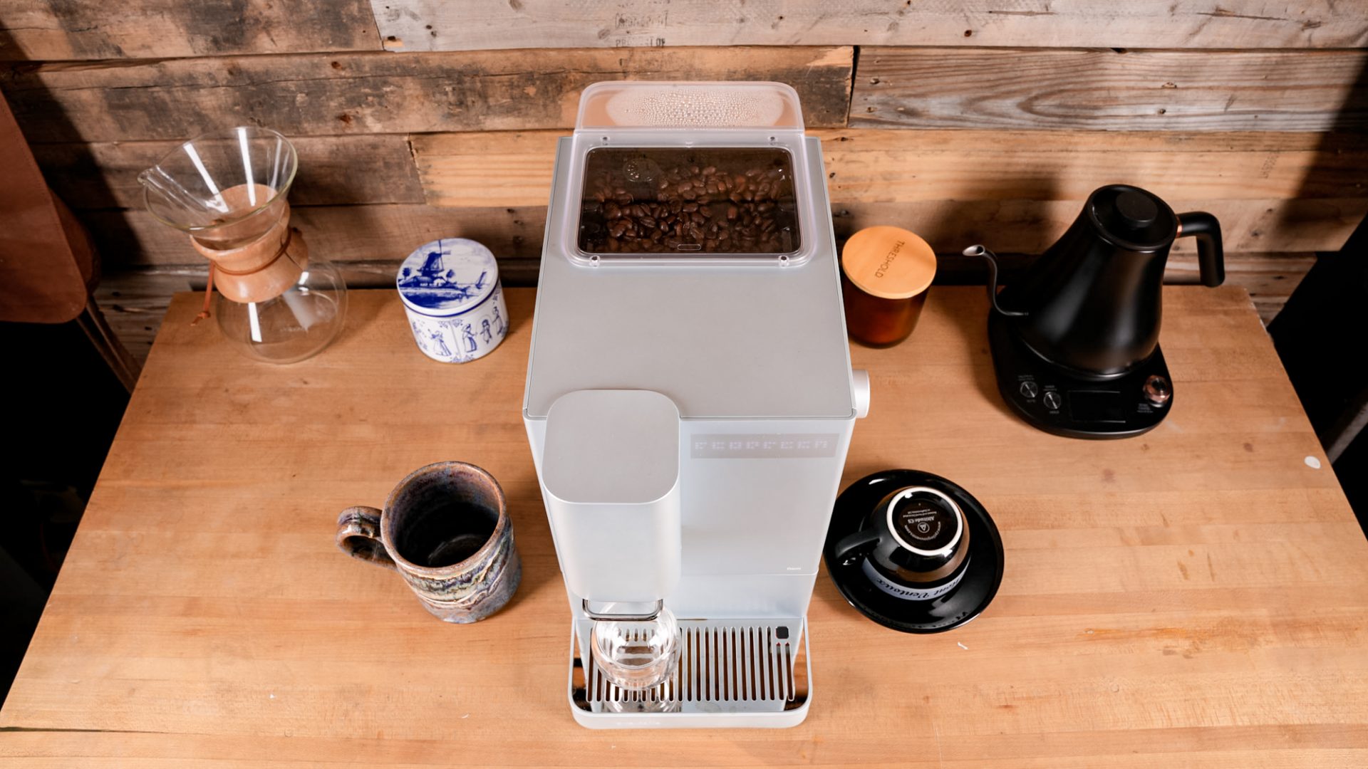 Я протестировала Terra Kaffe Demi в России: идеальная эспрессо-машина картинка Кофемашина Terra Kaffe Demi: компакт без хлопот | DGL.RU