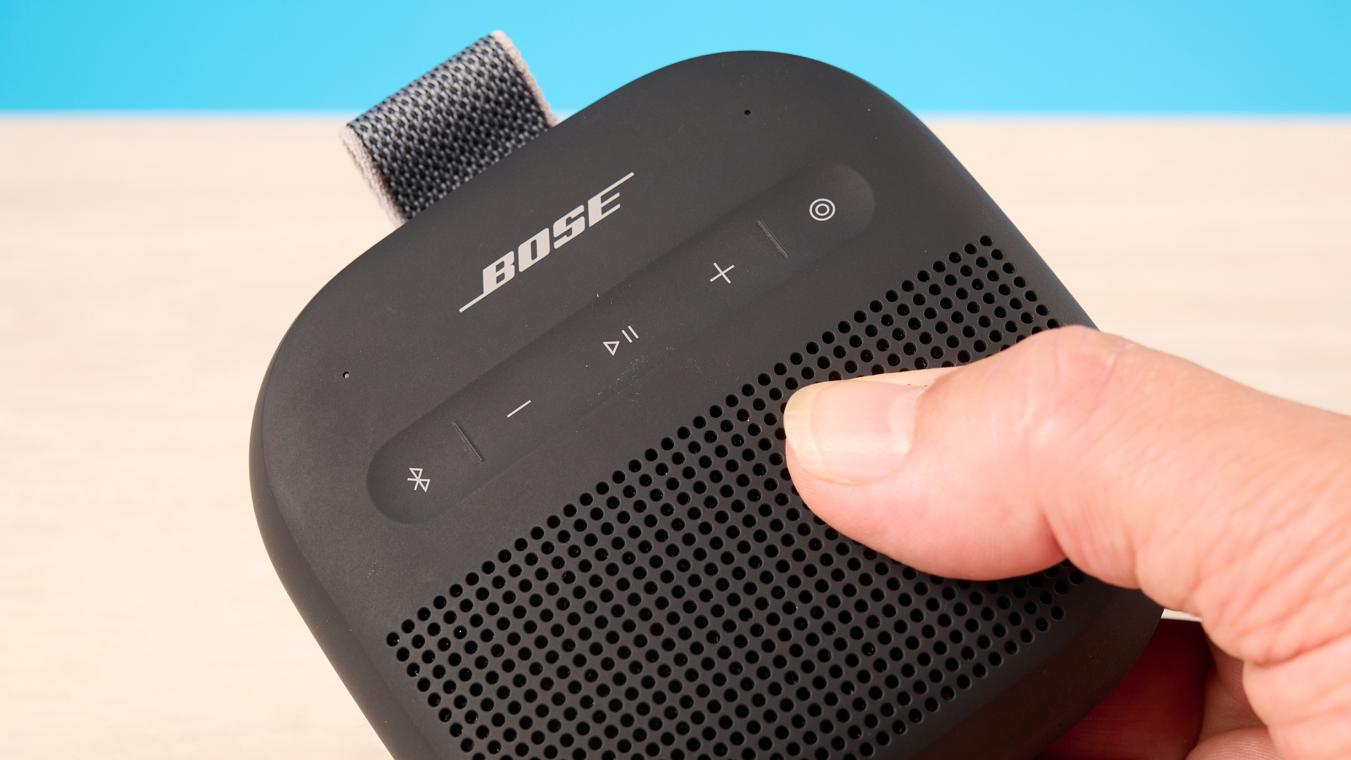 Обзор Bose SoundLink Micro Gen 2 - хороша почти всем, но рекомендовать не могу картинка Колонка Bose SoundLink Micro Gen 2 обзор акустики | DGL.RU
