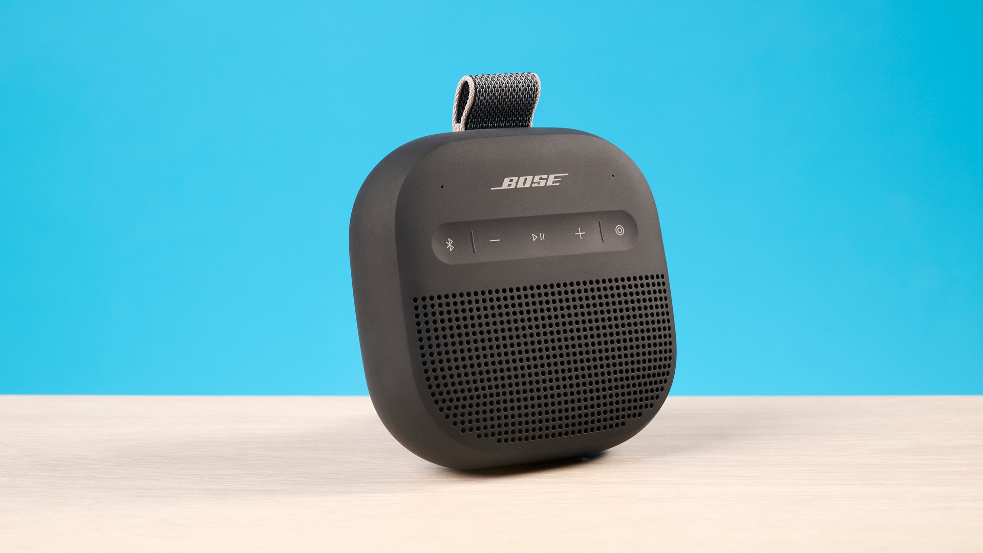 Обзор Bose SoundLink Micro Gen 2 - хороша почти всем, но рекомендовать не могу картинка Колонка Bose SoundLink Micro Gen 2 обзор акустики | DGL.RU
