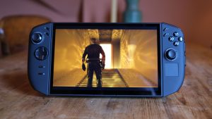 Тест Lenovo Legion Go 2 в России: зверский портативный монстр