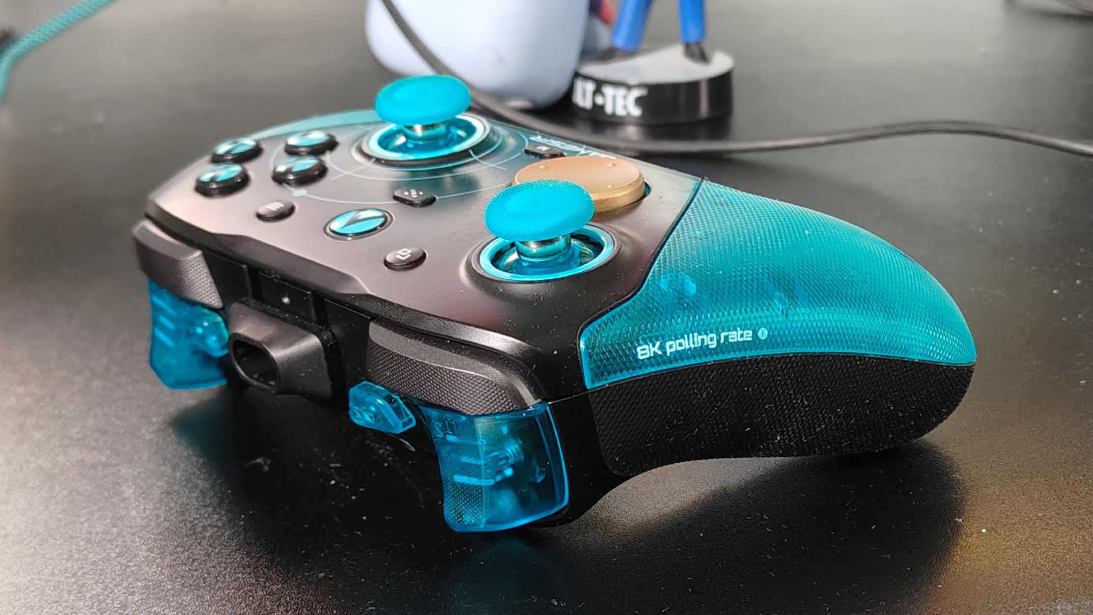 Обзор GameSir G7 Pro 8K - геймерам, которым нужны космические скорости картинка Игровой контроллер GameSir G7 Pro 8K: обзор | DGL.RU