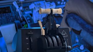 Обзор Honeycomb Bravo Lite — идеален для новичков 