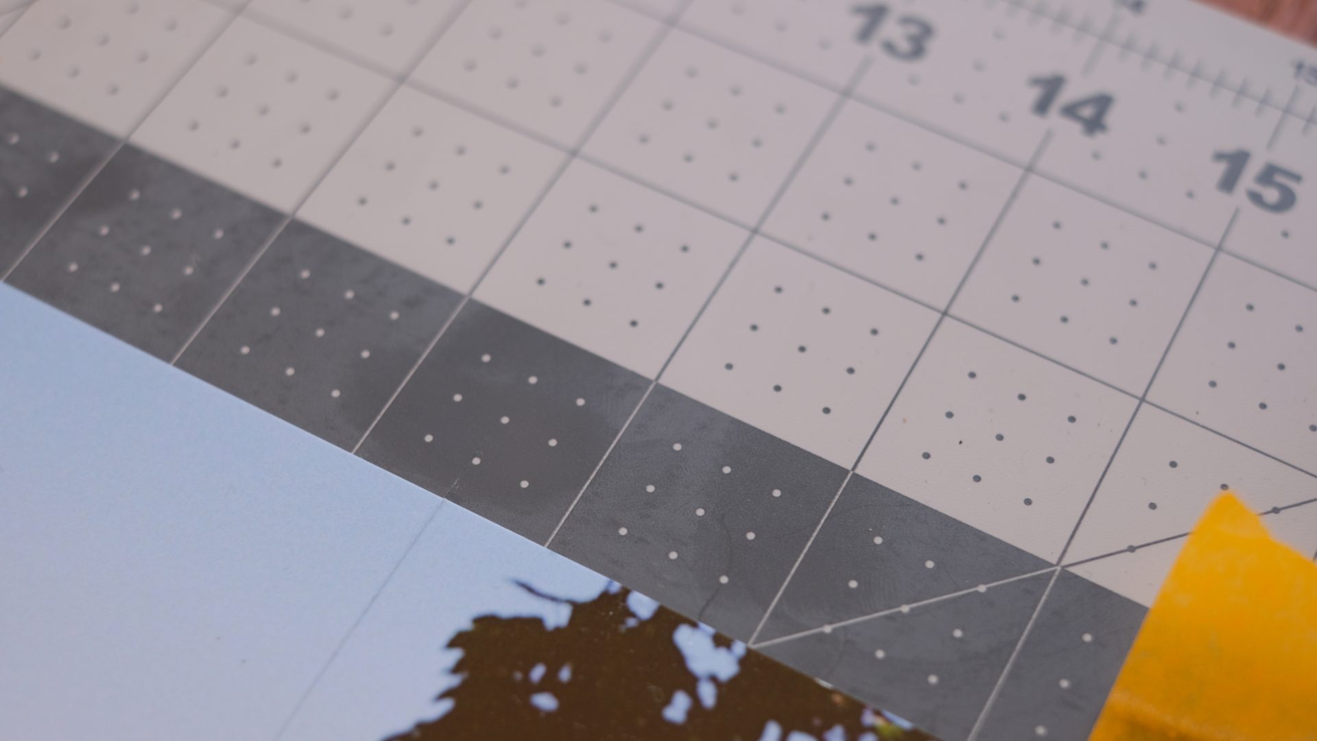 Коврик Fiskars Self-Healing Cutting Mat: обзор | DGL.RU