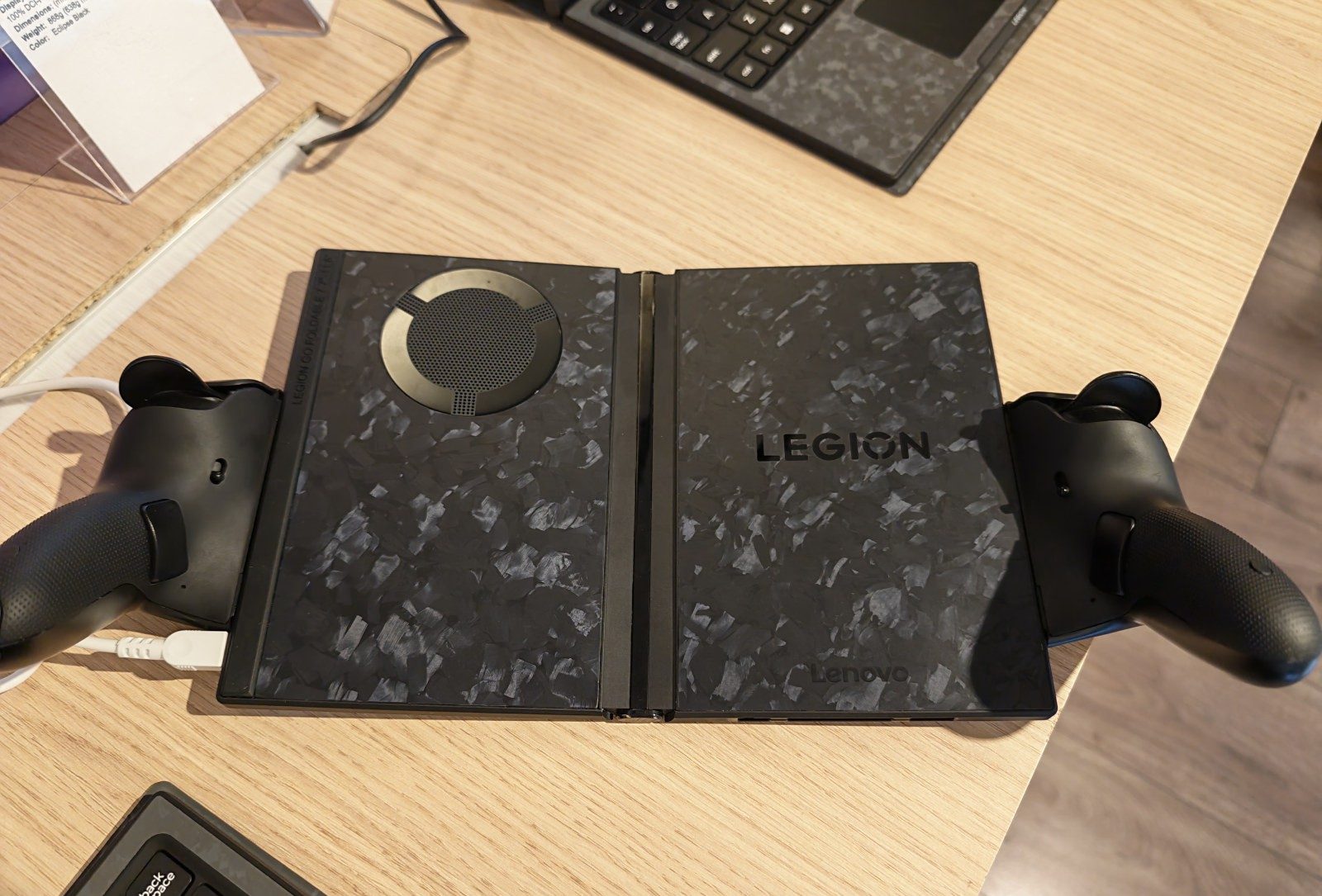 Lenovo Legion Go Fold