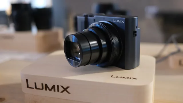 Lumix TZ300